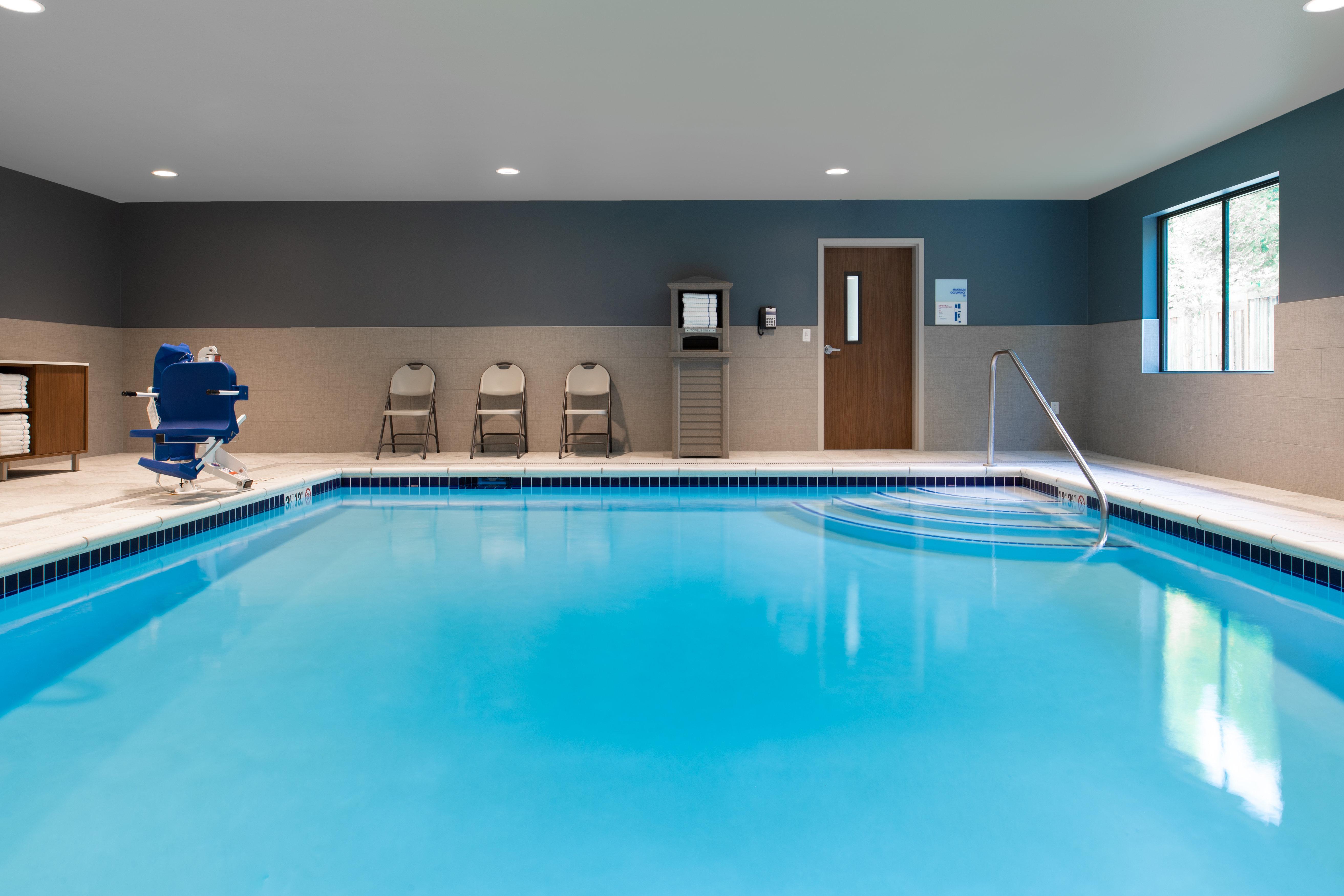 Holiday Inn Express & Suites - Camas By Ihg Exterior photo