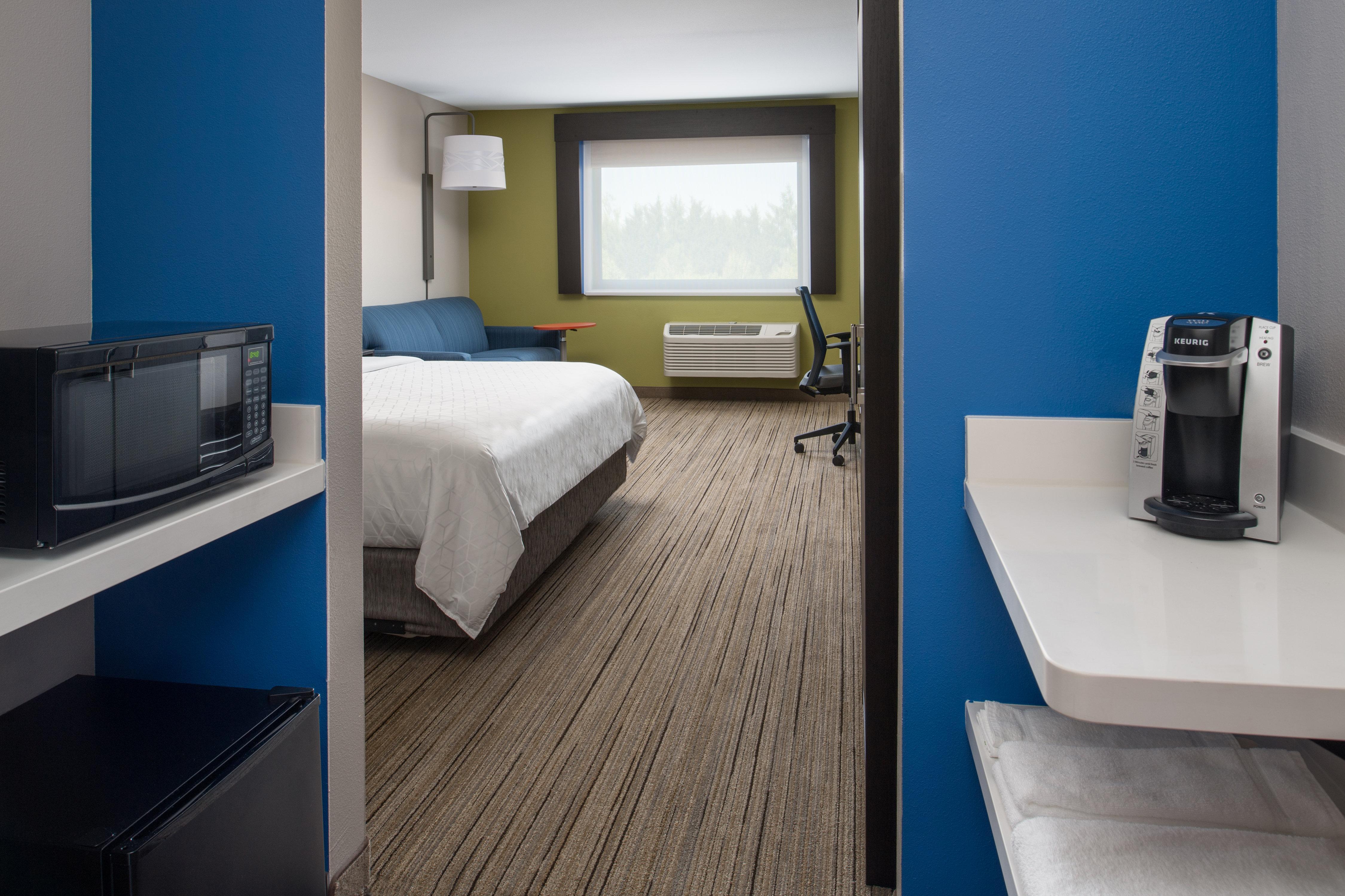 Holiday Inn Express & Suites - Camas By Ihg Exterior photo