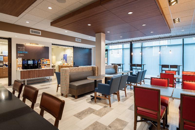 Holiday Inn Express & Suites - Camas By Ihg Exterior photo